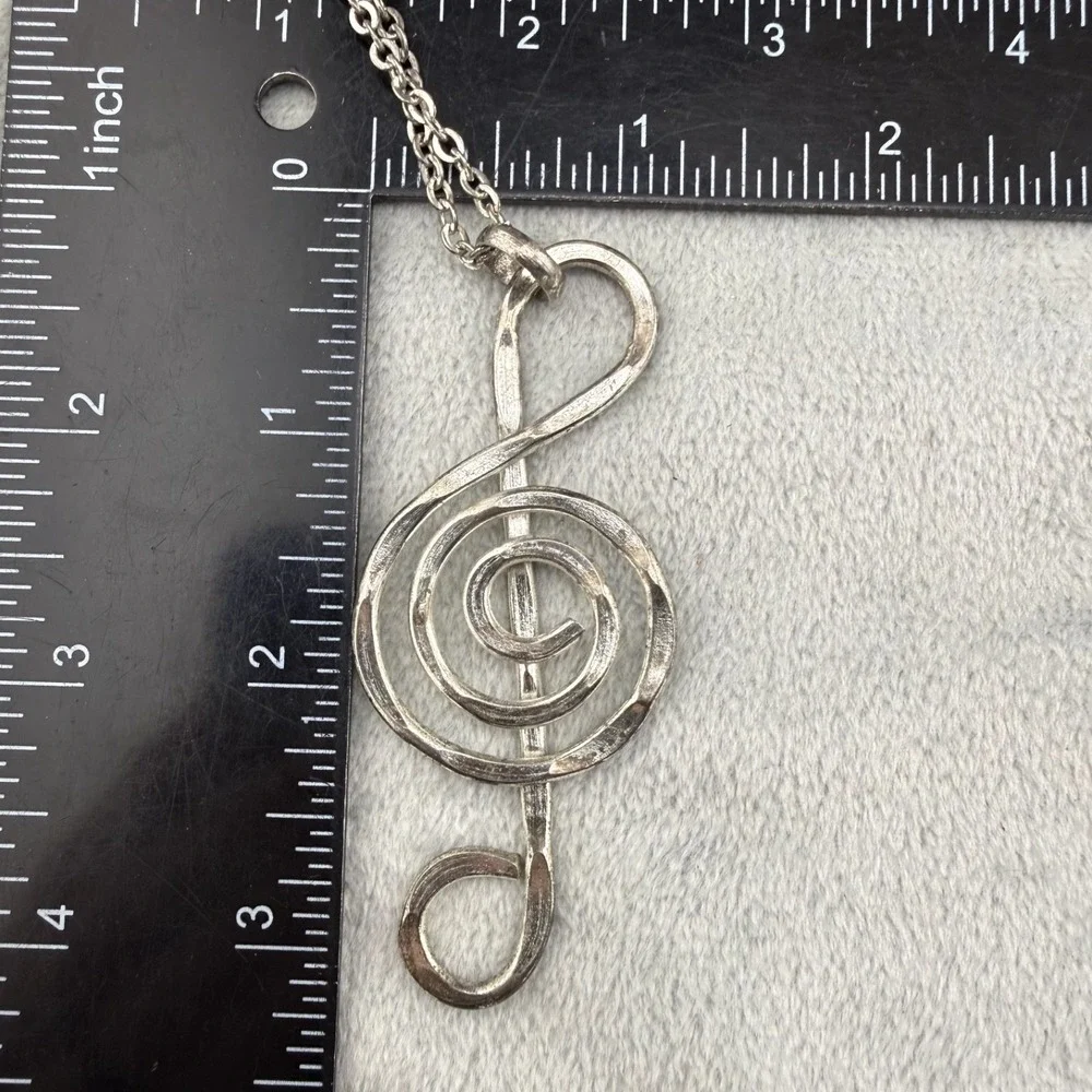 Vintage Estate Necklace Silver Tone Treble Clef Music Pendant 30 Inch